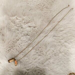 COS Brushed-Bar Pendant Necklace in Gold